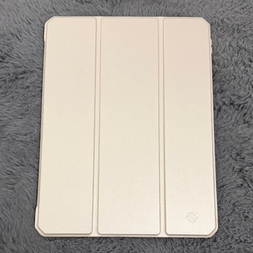iPad Air Starlight Beige 11 inch Case with Pencil Holder